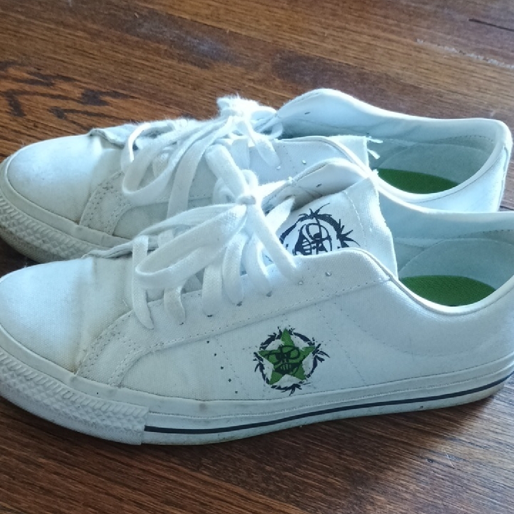 Converse Con All Stars / Mens Size 8 / Women's 9.5